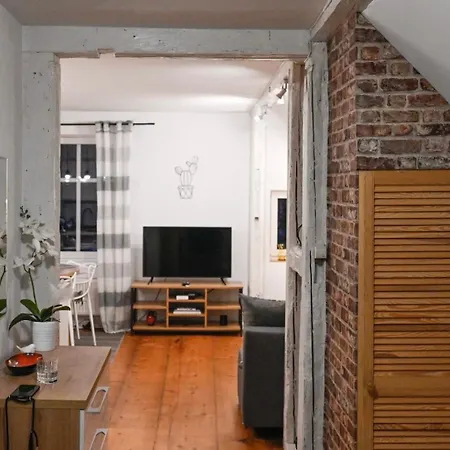 Apartment Krysztalowa 47/7 *